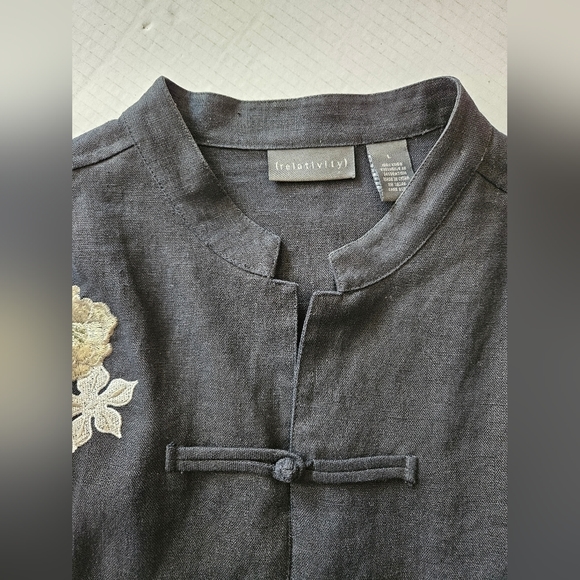 Relativity Linen Embroidered Frog closure‎ jacket size large - Picture 8 of 8